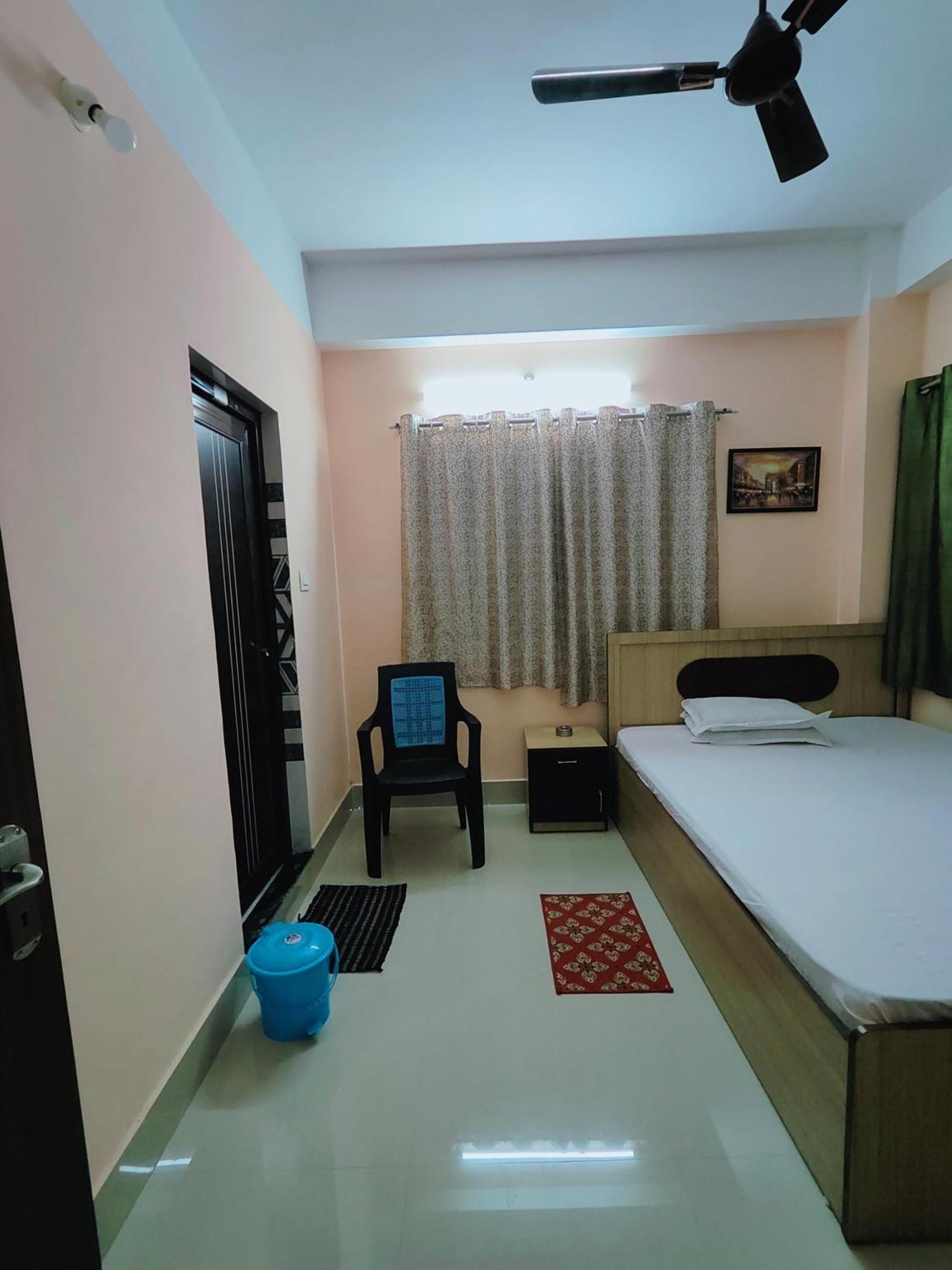 Gulab Lodge Siliguri Εξωτερικό φωτογραφία