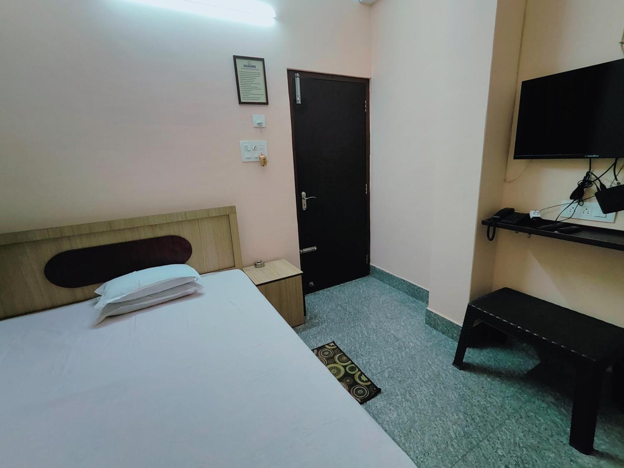 Gulab Lodge Siliguri Εξωτερικό φωτογραφία